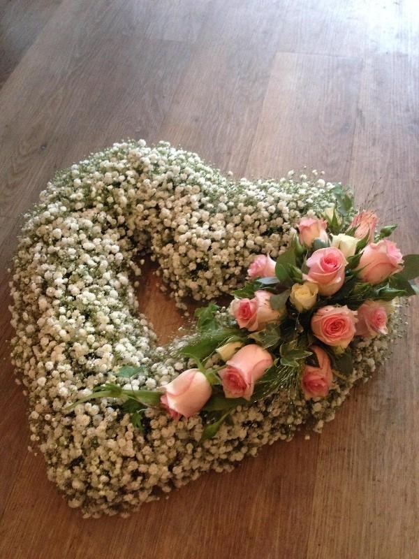 Open Gypsophlia Heart