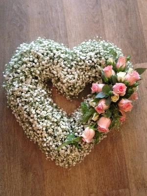 Open Gypsophlia Heart