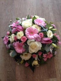 posy sweet pink and white.