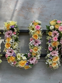 Pastel loose flower Mum